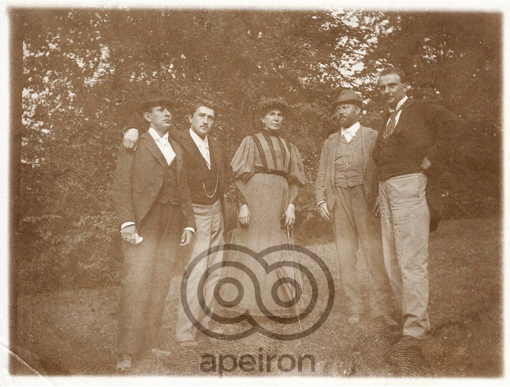 České kvarteto s neznámou ženou, cca 1905